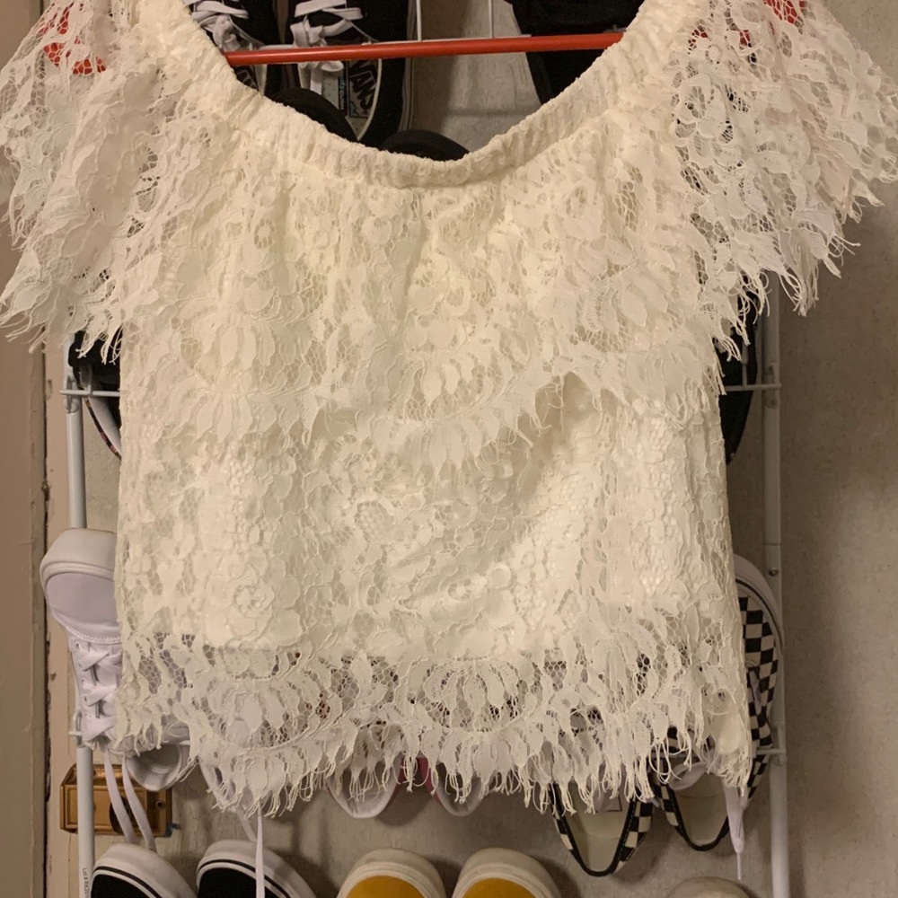 lace off shoulder crop top